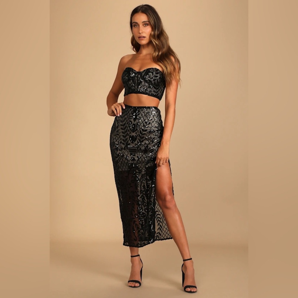 Lulu's Black Sequin Midi Pencil Skirt